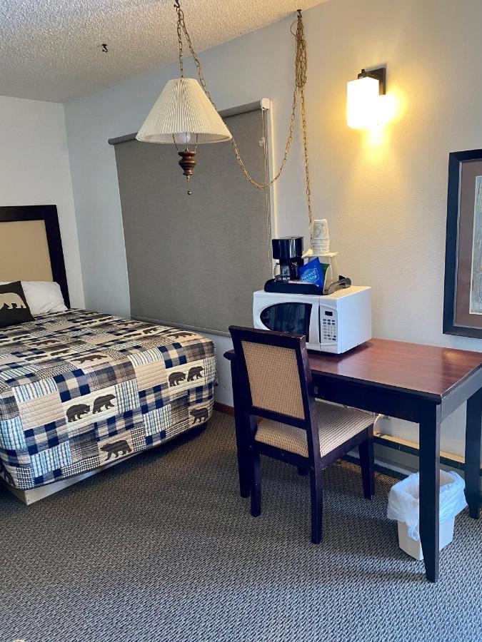 Holiday Lodge Cody Dış mekan fotoğraf